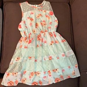 Sleeveless dress